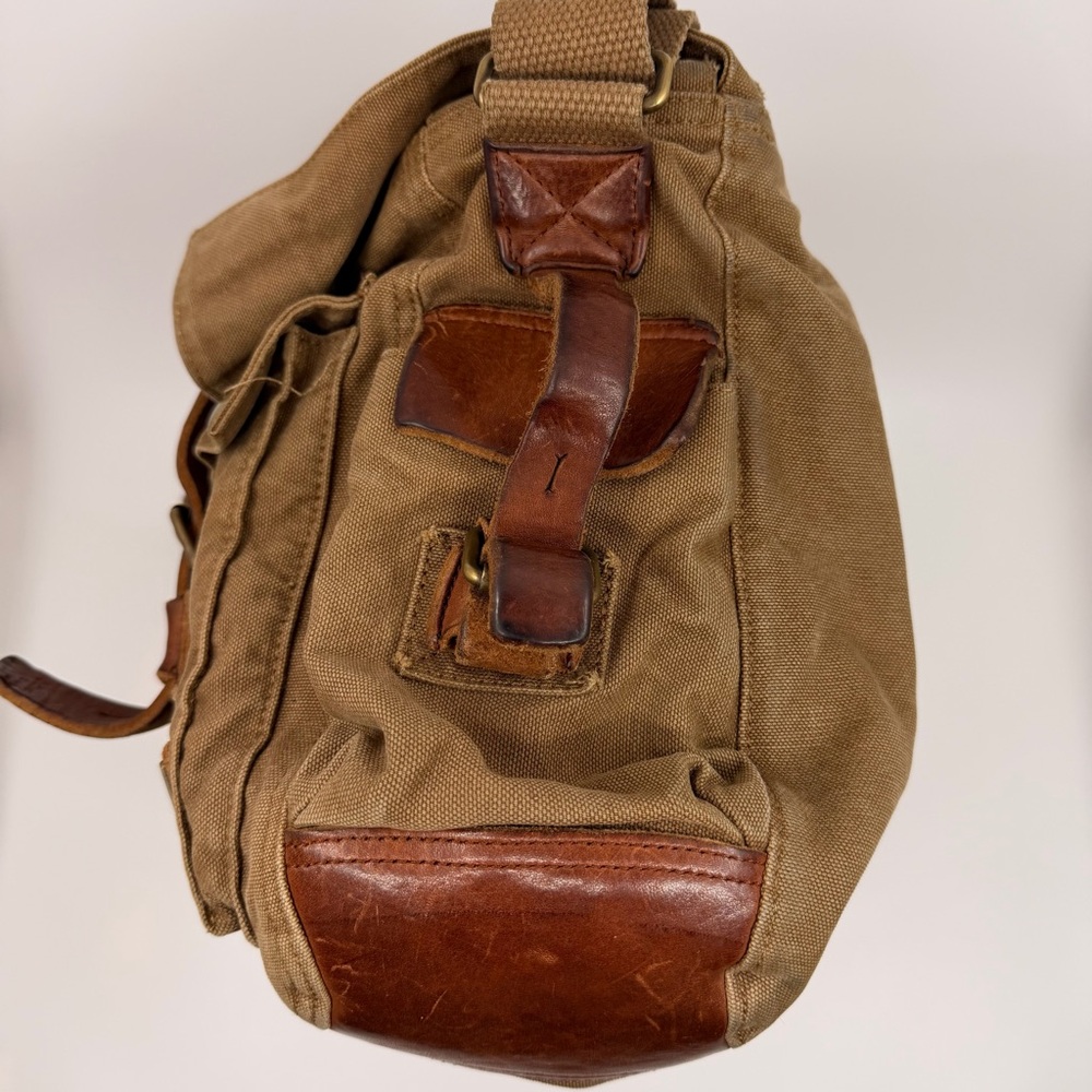 Belstaff 556 Colonial Shoulder Bag in Mountain Brown - Picture 5 of 14